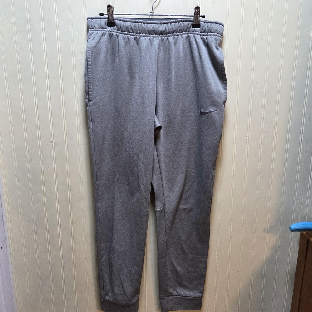 Nike Therma-FIT Pants Mens M Gray Fleece Sweatpants Elastic Waist Pockets